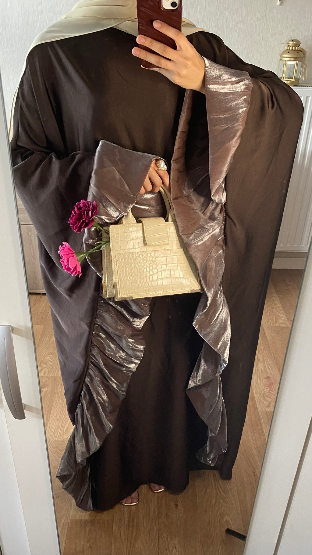 Robe Nelya